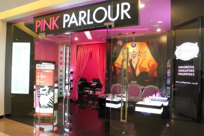 Pink-Parlour-400x266